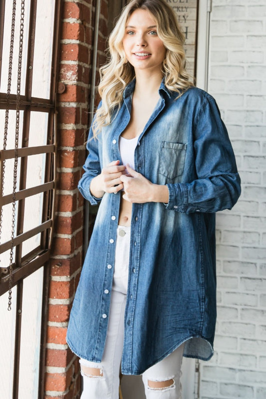 Veveret Washed Denim Button-Up Shirt with Convenient Pockets