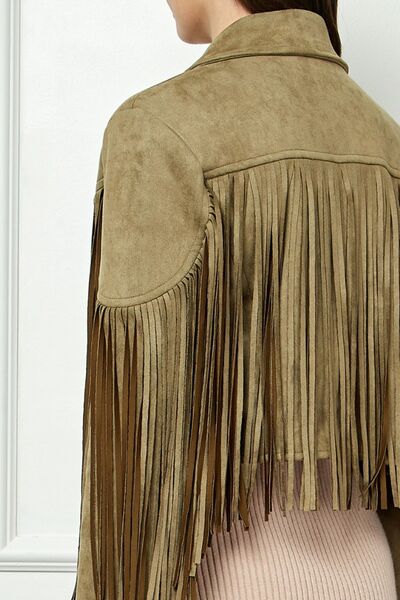 Fringe Fashion: Veveret Suede Moto Jacket with Long Sleeves