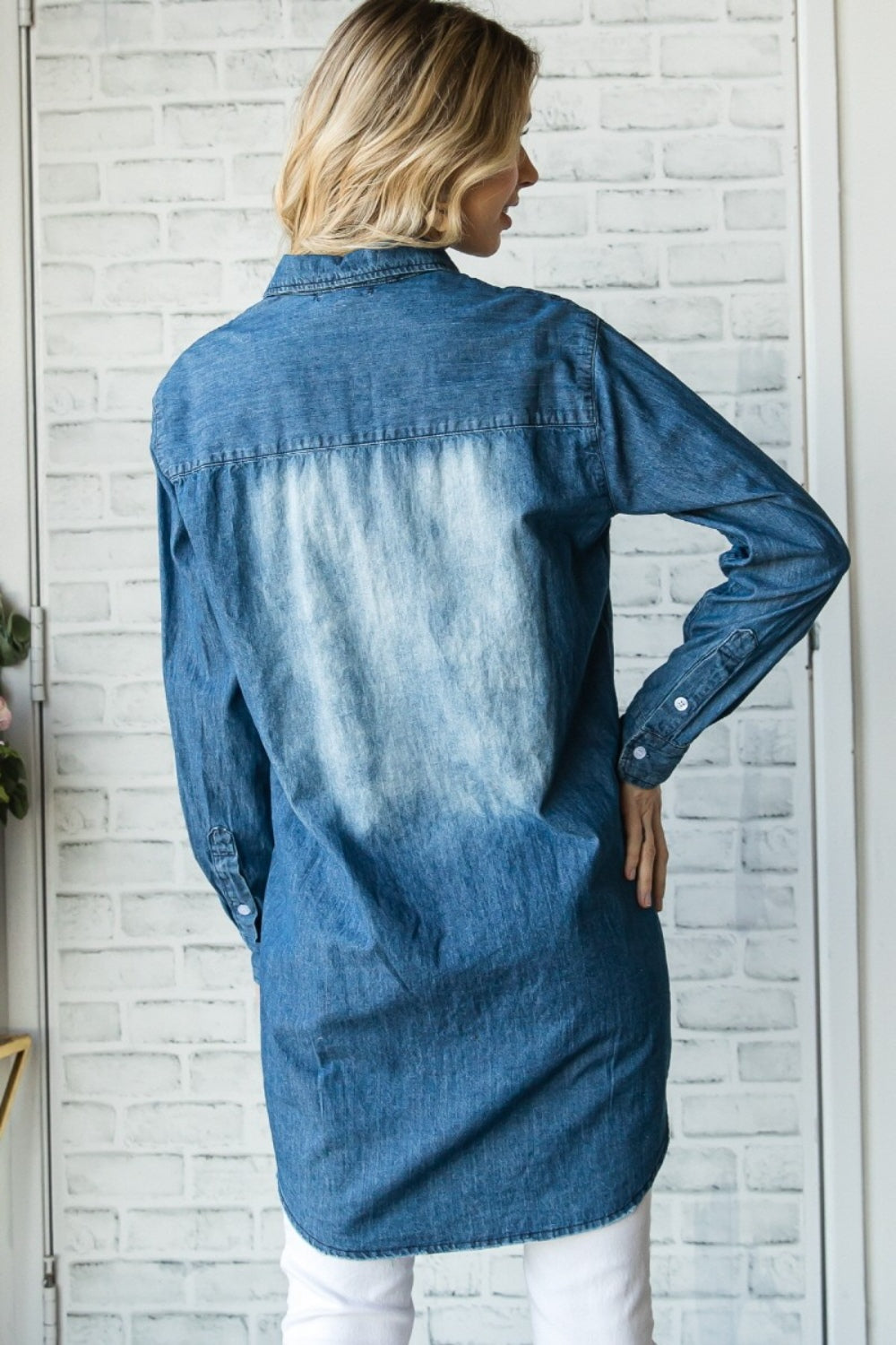 Veveret Washed Denim Button-Up Shirt with Convenient Pockets